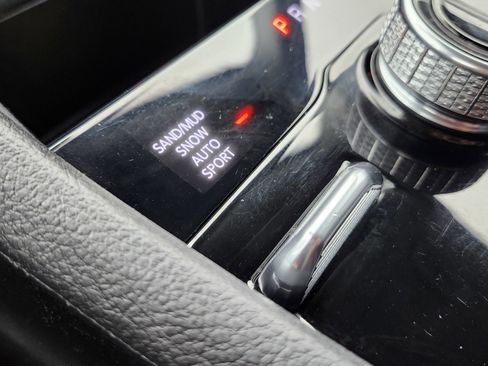 Used 2023 Jeep Grand Cherokee L Limited image 11