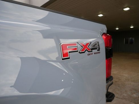 New 2026 Ford F350 Lariat w/ FX4 Off-Road Package image 40