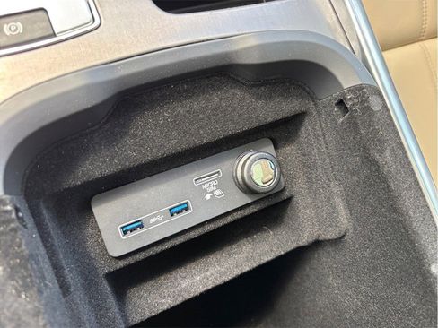 Used 2021 Land Rover Range Rover Sport SE image 36