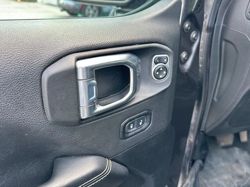 Used 2021 Jeep Gladiator Overland w/ Popular Equipment Package image 27