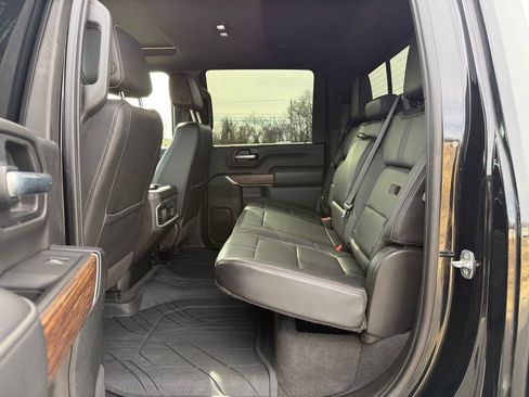 Used 2021 Chevrolet Silverado 3500 High Country image 14