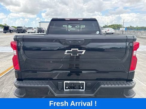 Used 2022 Chevrolet Silverado 1500 RST w/ Convenience Package II RWD image 18