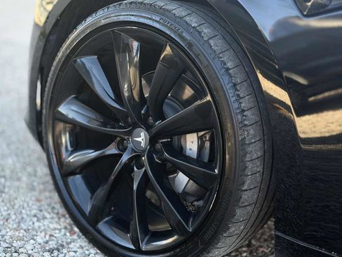 Used 2018 Tesla Model 3 Long Range image 14