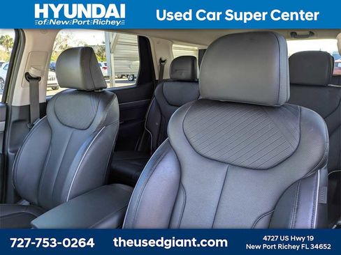 Used 2023 Hyundai Palisade SEL w/ Cargo Package image 7
