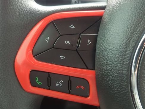 Used 2020 Jeep Renegade Sport FWD image 15
