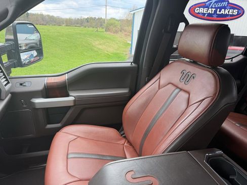 Used 2019 Ford F450 King Ranch w/ King Ranch Ultimate Package image 39