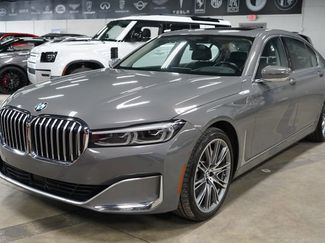 Used 2022 BMW 750i xDrive w/ Luxury Rear Seating Package AWD/4WD video 1