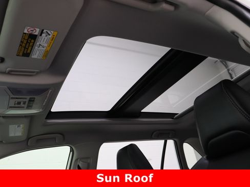 Used 2020 Toyota RAV4 Limited image 28