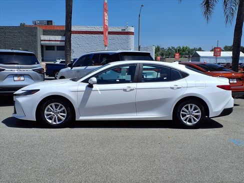 Certified 2025 Toyota Camry LE image 3