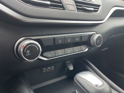 Used 2022 Nissan Altima 2.5 SR image 25