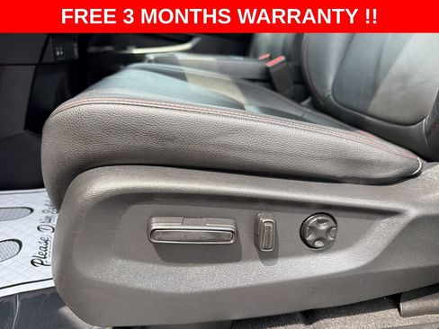 Used 2025 Honda Odyssey Sport-L image 13