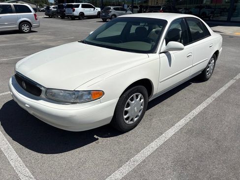 Used 2005 Buick Century Custom FWD image 2