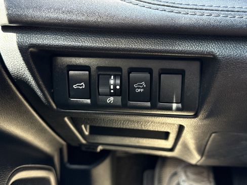 Used 2020 Subaru Outback Touring w/ Popular Package #2 image 20