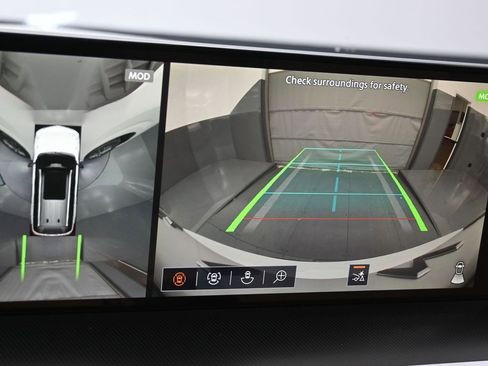 New 2026 INFINITI QX80 Luxe w/ Cargo Package image 11