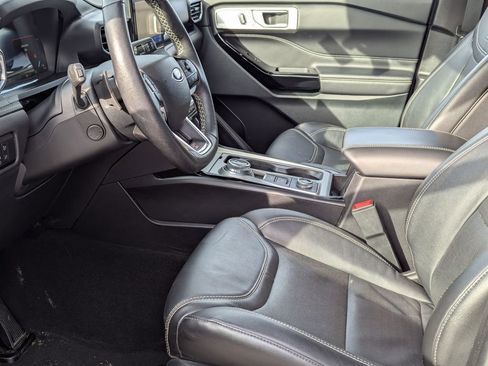 Used 2023 Ford Explorer ST w/ Equipment Group 401A image 11