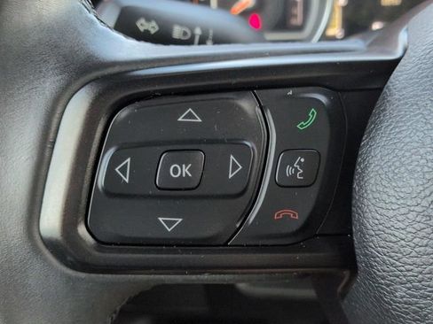 Used 2019 Jeep Wrangler Unlimited Sport S AWD/4WD image 23