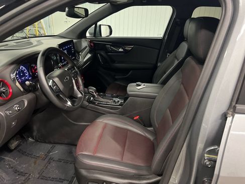 Used 2025 Chevrolet Blazer RS AWD/4WD image 13