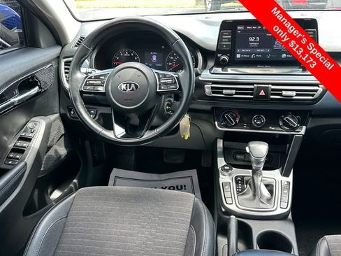 Used 2021 Kia Seltos S AWD/4WD image 16