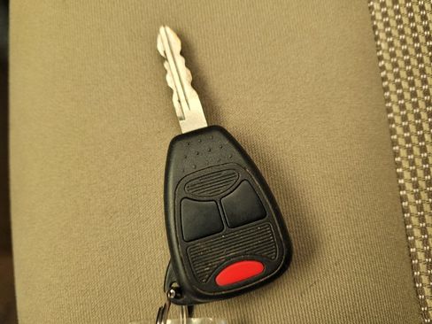 Used 2014 Jeep Patriot Sport w/ Power Value Group FWD image 32
