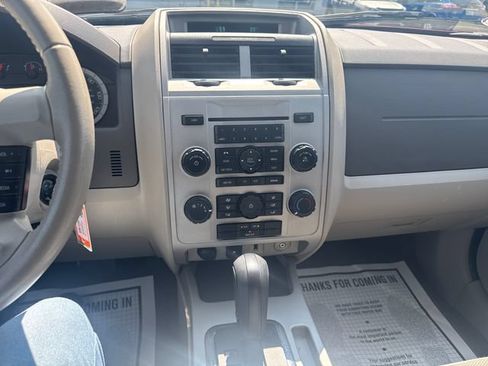 Used 2010 Ford Escape XLT FWD image 18
