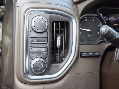Certified 2023 GMC Sierra 2500 Denali w/ Technology Package AWD/4WD image 13