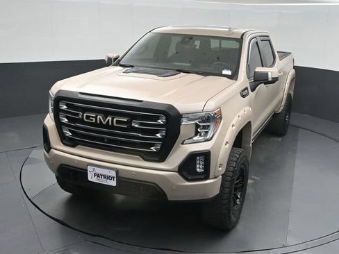 Used 2021 GMC Sierra 1500 AT4 w/ AT4 Premium Package AWD/4WD image 44