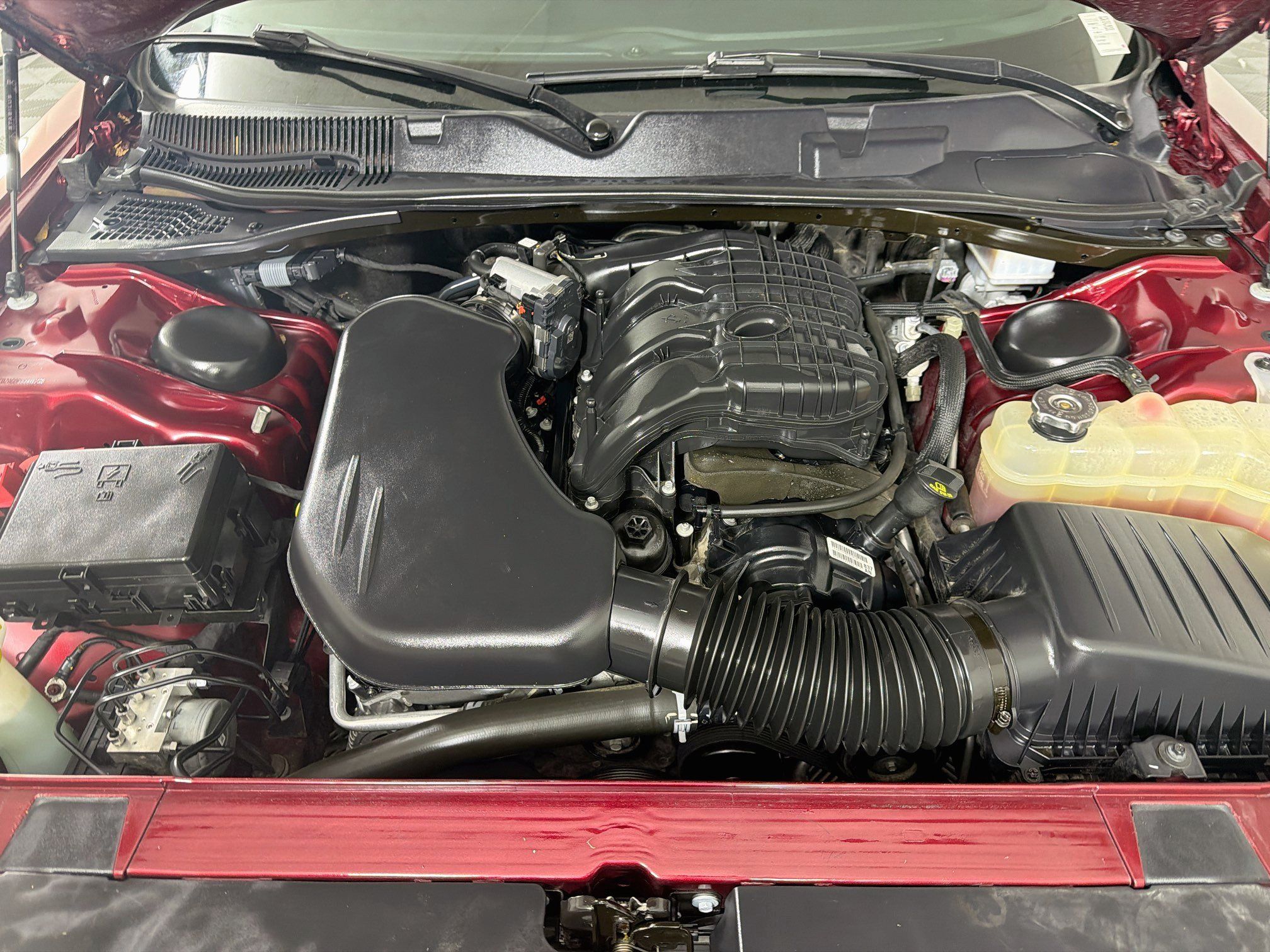 Used 2023 Dodge Challenger SXT w/ Blacktop Package RWD image 28