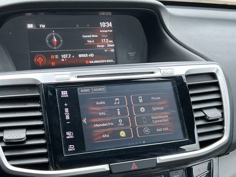 Used 2016 Honda Accord EX-L image 21