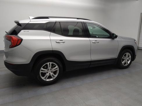 Used 2020 GMC Terrain SLE w/ Driver Convenience Package image 10