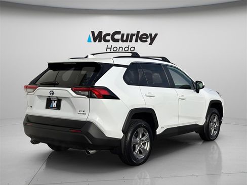 Used 2023 Toyota RAV4 XLE w/ XLE Grade Weather Package image 3