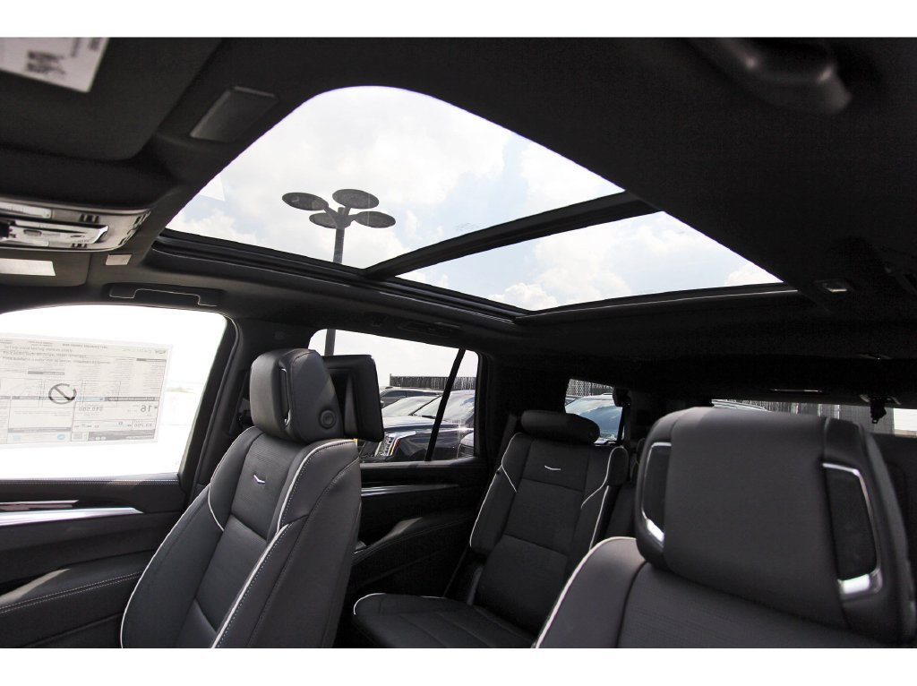 New 2027 Cadillac Escalade Luxury w/ Touring Package AWD/4WD image 24