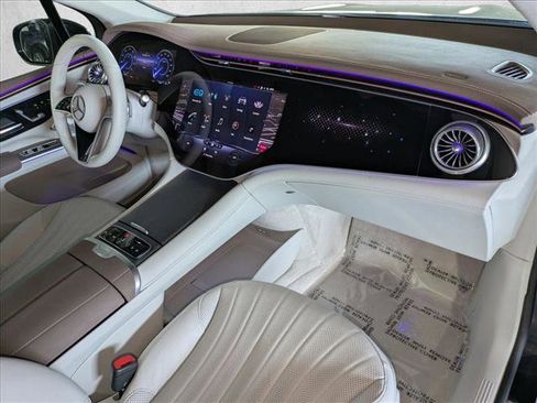 Certified 2023 Mercedes-Benz EQS 580 4MATIC SUV image 22