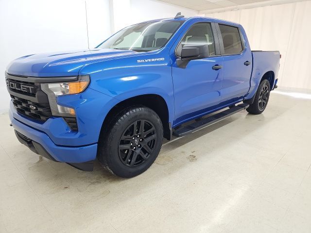 Used 2022 Chevrolet Silverado 1500 Custom AWD/4WD image 12