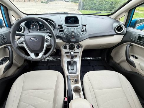 Used 2017 Ford Fiesta SE FWD image 10