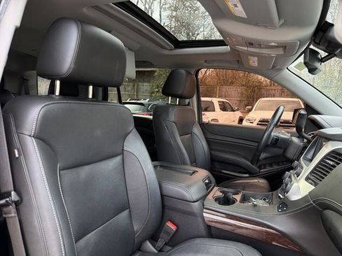 Used 2020 GMC Yukon SLT w/ Premium Edition image 18