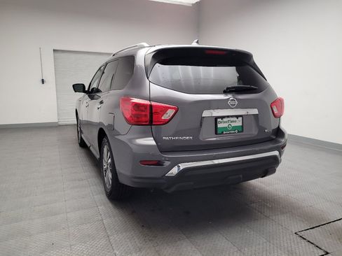 Used 2020 Nissan Pathfinder SL FWD image 6