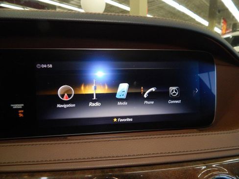 Used 2018 Mercedes-Benz S 450 4MATIC Sedan image 26