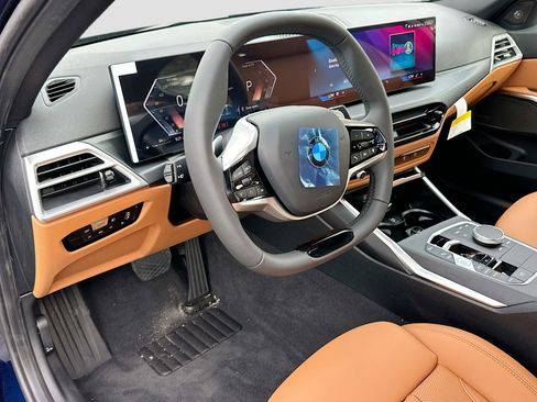 New 2026 BMW 330i Sedan w/ Convenience Package RWD image 7