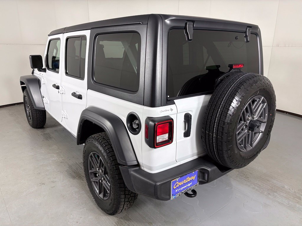 Used 2025 Jeep Wrangler Unlimited Sport AWD/4WD image 6