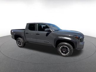 Used 2025 Toyota Tacoma TRD Off-Road AWD/4WD video 2