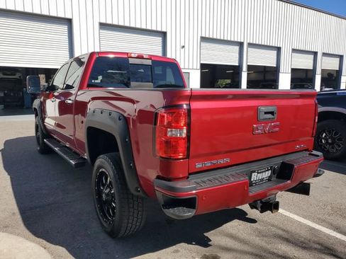 Used 2019 GMC Sierra 2500 Denali w/ Duramax Plus Package image 3