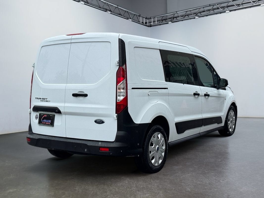 Used 2023 Ford Transit Connect XL FWD image 5
