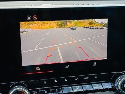 New 2026 GMC Canyon Elevation w/ Convenience Package RWD image 21