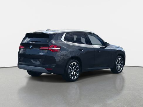 Used 2026 BMW X3 xDrive30i AWD/4WD image 3
