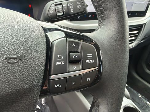 Used 2023 Ford Escape Active w/ Tech Pack #2 AWD/4WD image 32