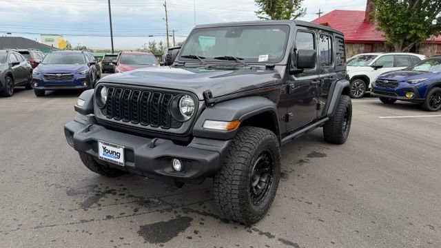 Used 2024 Jeep Wrangler Unlimited Sport AWD/4WD image 7