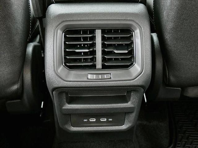 New 2026 Volkswagen Taos SEL AWD/4WD image 26