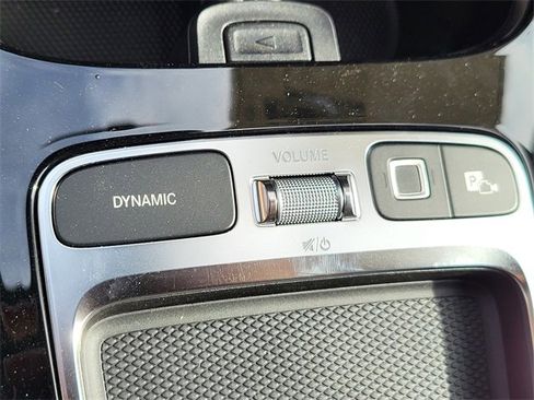 New 2025 Mercedes-Benz GLB 250 4MATIC image 25