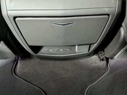 Certified 2025 Cadillac Escalade V w/ LPO, ONYX Package image 35