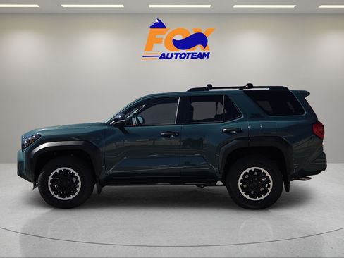 New 2026 Toyota 4Runner TRD Off-Road Premium AWD/4WD image 2